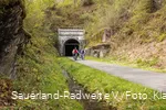Der 700 Meter lange Fledermaustunnel ist das Highlight der Strecke vom SauerlandRadring