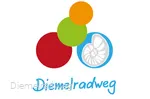 Der Diemelradweg führt dich  am Flusslauf entlang und durch die herrliche Landschaft.
